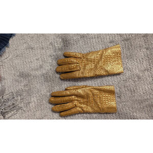 Women's Florens Gold Crocodile Embossed Leather Gloves Size 8